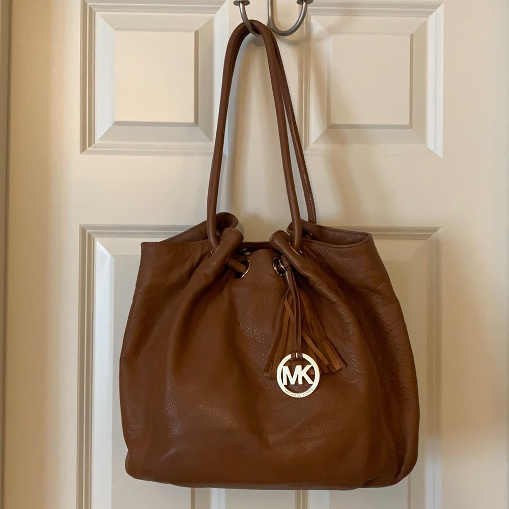 Michael Kors tan pebbled leather shoulder bag